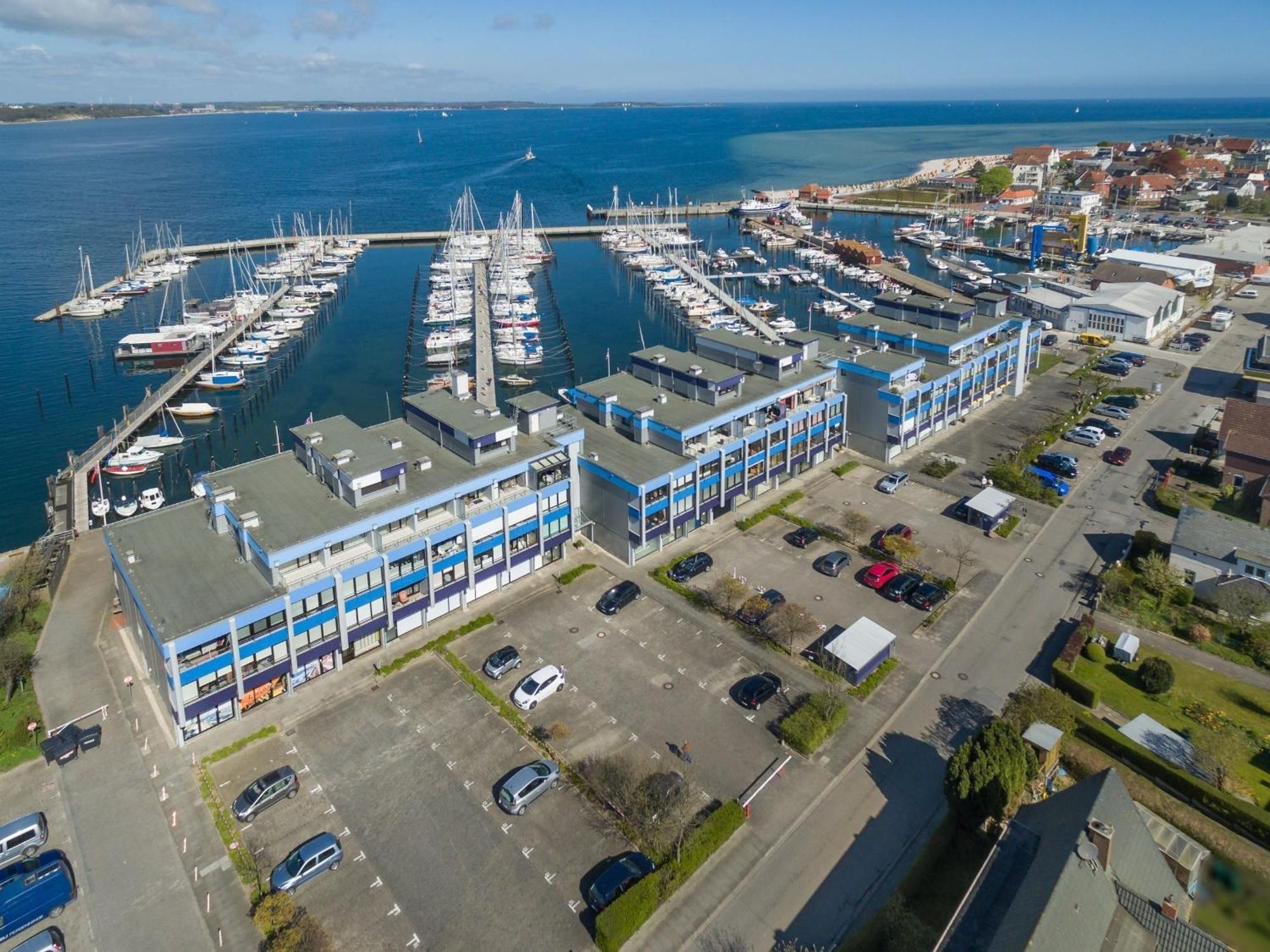 Boern Brn Ankerplatz Apartment Laboe Exterior foto